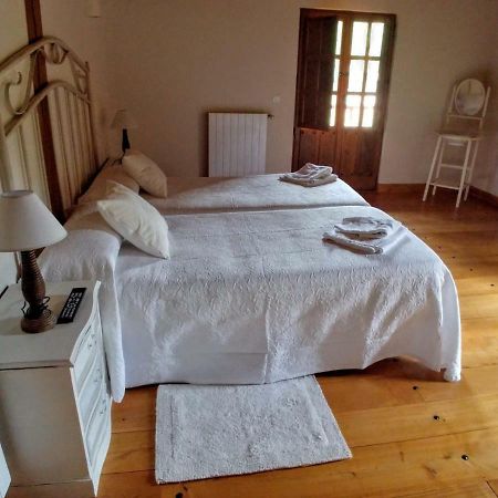 Trisileja En Novales Hotel Eksteriør billede