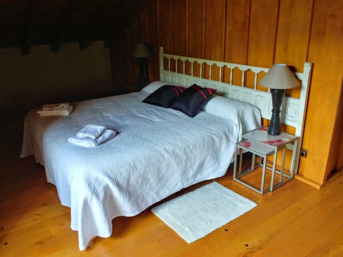 Trisileja En Novales Hotel Eksteriør billede